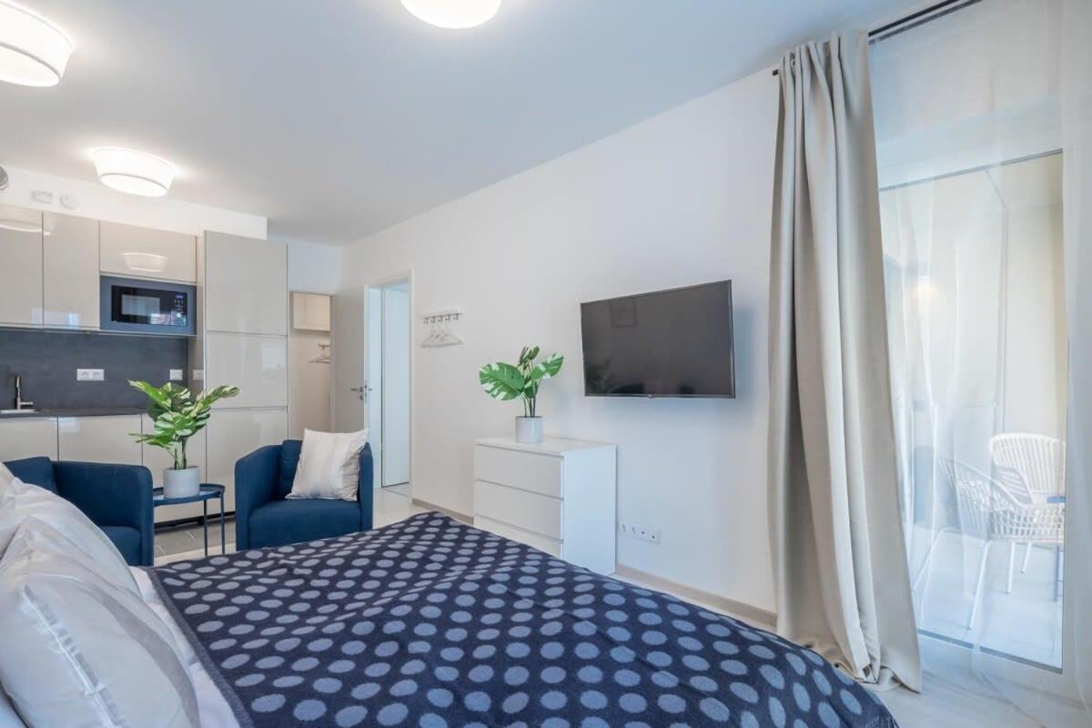 Modern Apt In Authentic Central Area บูดาเปสต์ ภายนอก รูปภาพ